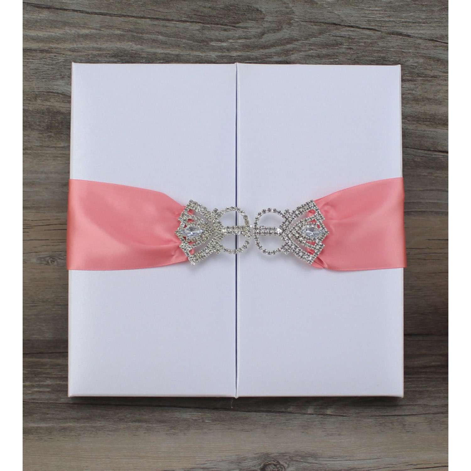 Silk Box Invitation with Paper Box Wedding Invitation Card with Delicate Ribbon Buckle